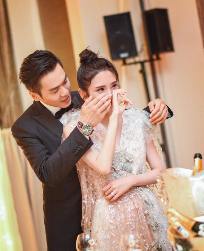 张若昀唐艺昕婚礼搞笑,唐艺昕张若昀秀恩爱旁若无人