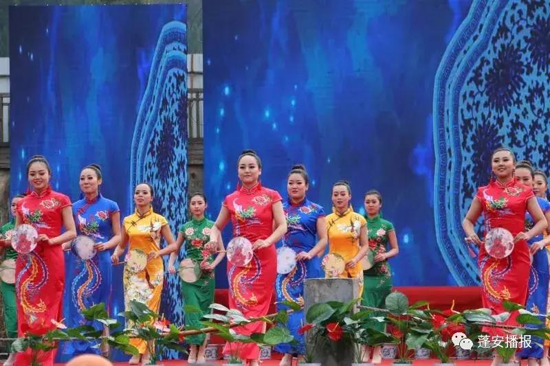 龙舞迎春闹元宵民间文艺社火展演,正月十五闹花灯广场舞比赛一等奖