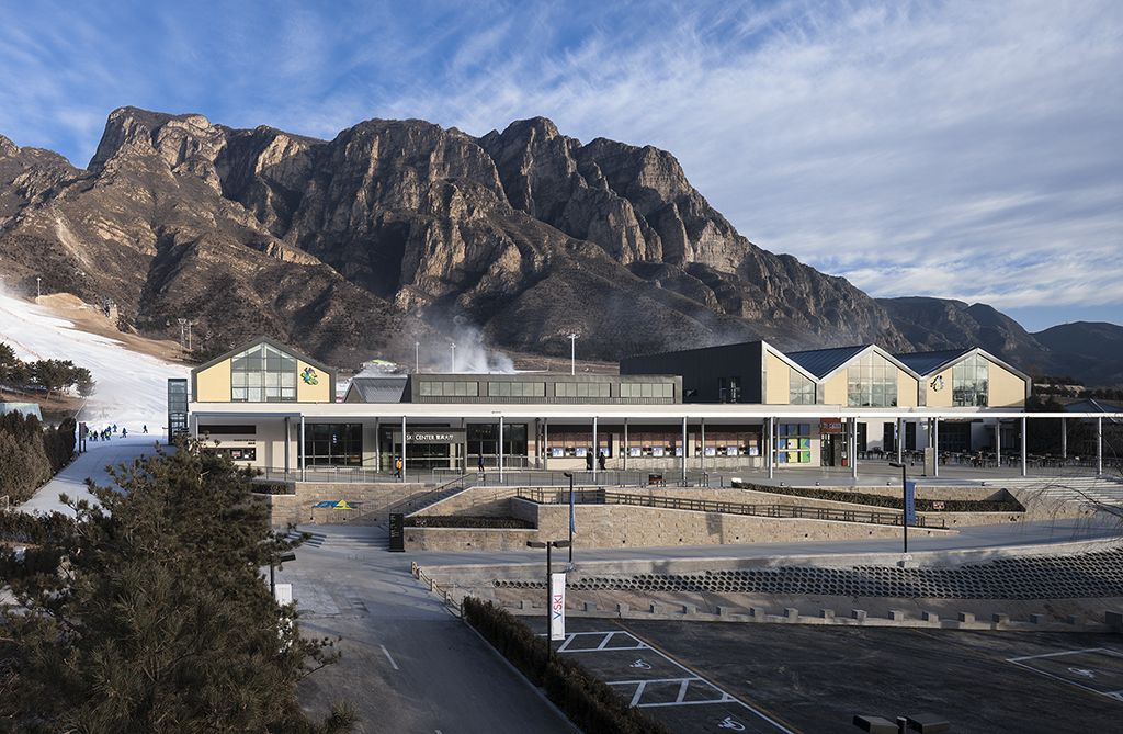 北京最近周边景色最好看的滑雪场,目前北京规模最大的滑雪场是哪个