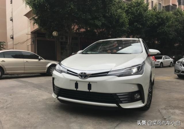 丰田卡罗拉测评分析视频,丰田卡罗拉怎么样优缺点都在这