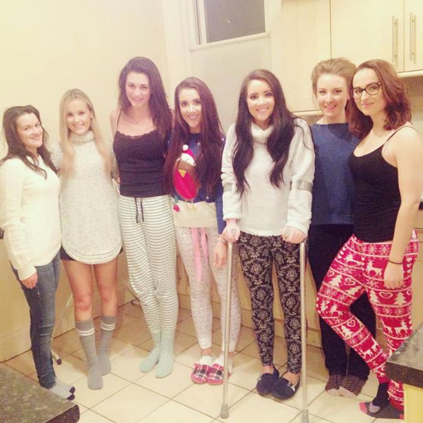 女子被流浪猫感染,外国妹子被寄生虫感染