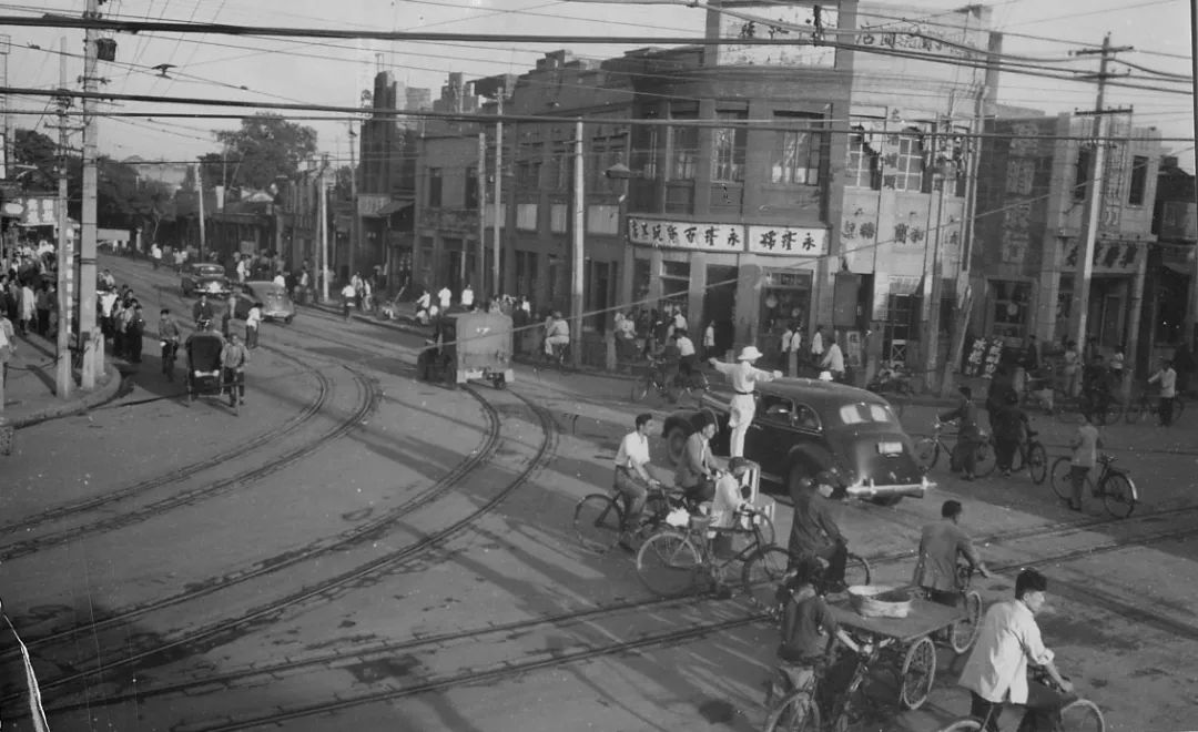 西单文化广场近期视频,西单文化广场改造