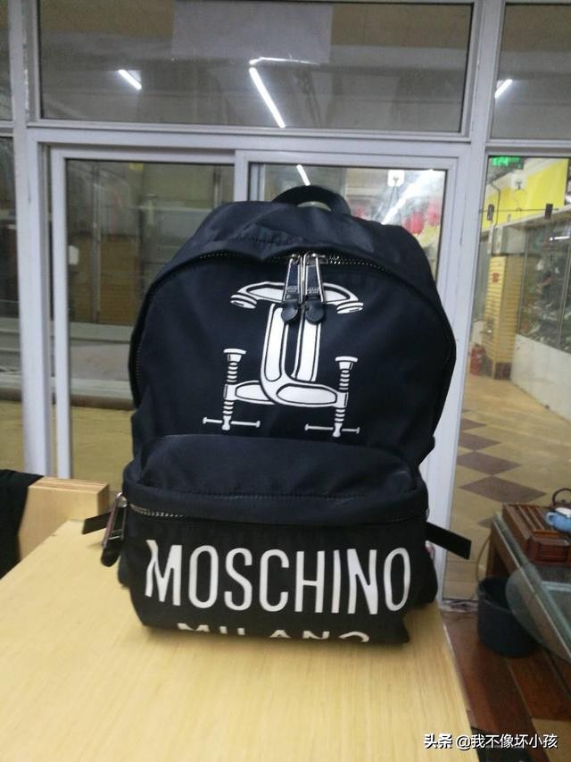 哪个奢侈品的双肩背包好看,最流行奢侈品双肩包