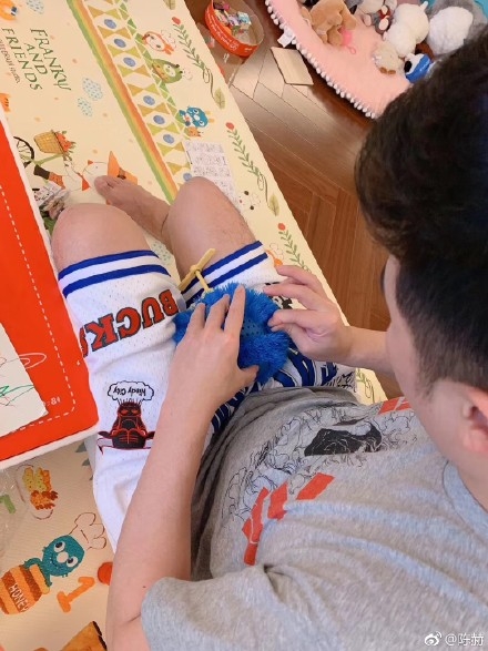 陈赫为张子萱庆生视频,陈赫罕见晒与张子萱合照秀恩爱