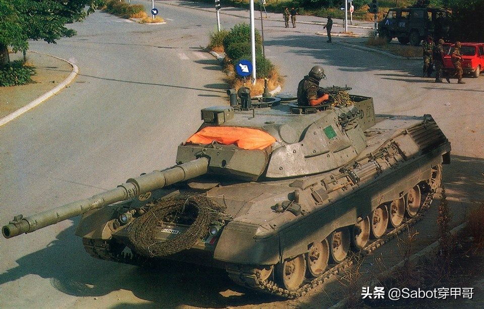 意大利犀牛主战坦克,北约国家装备的豹1主战坦克图片