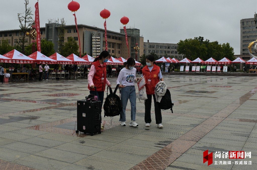 菏泽学院第一批返校,菏泽学院2019级大一新生报到