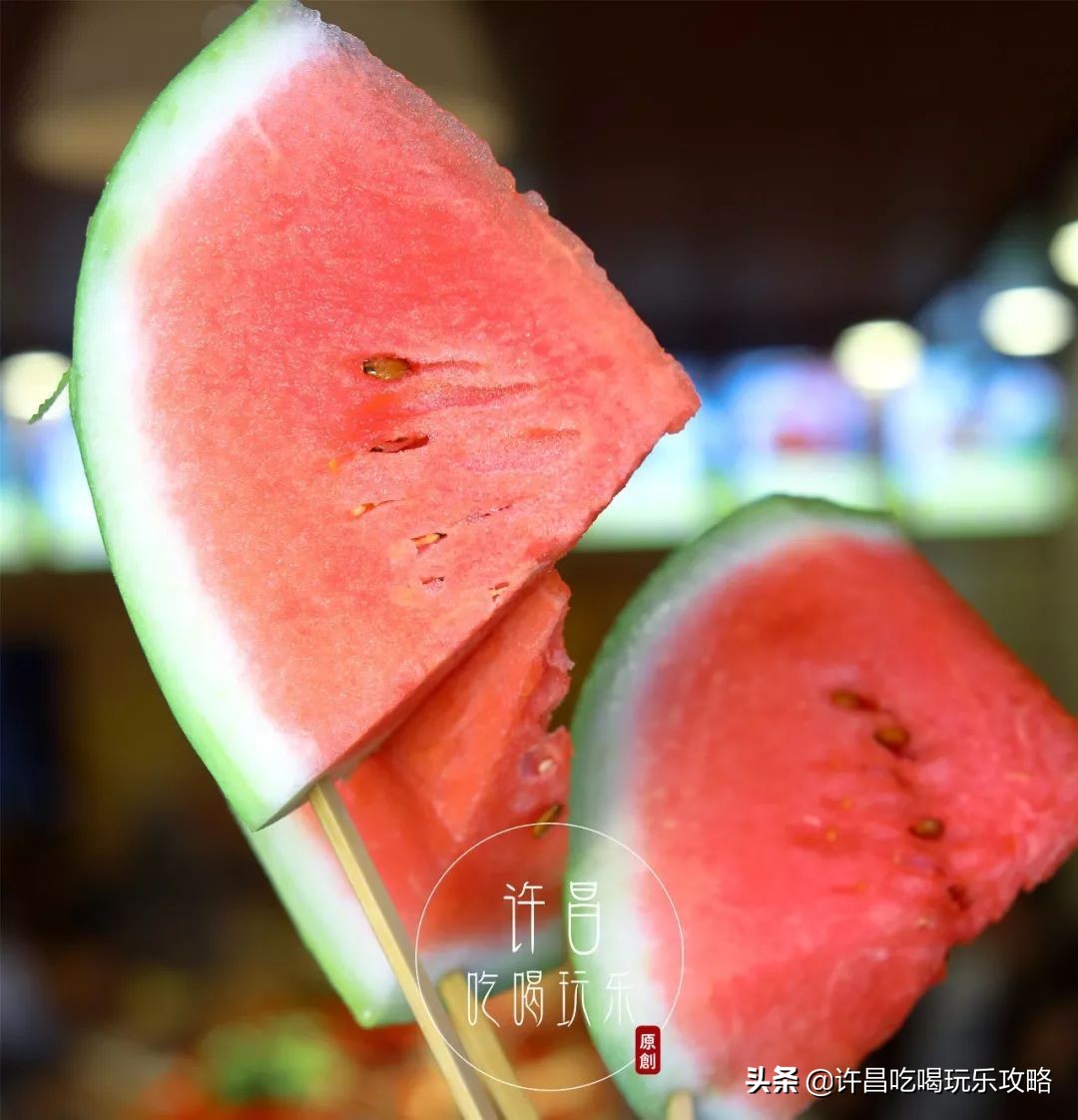 自助旋转小火锅想吃就来这家,打卡旋转小火锅