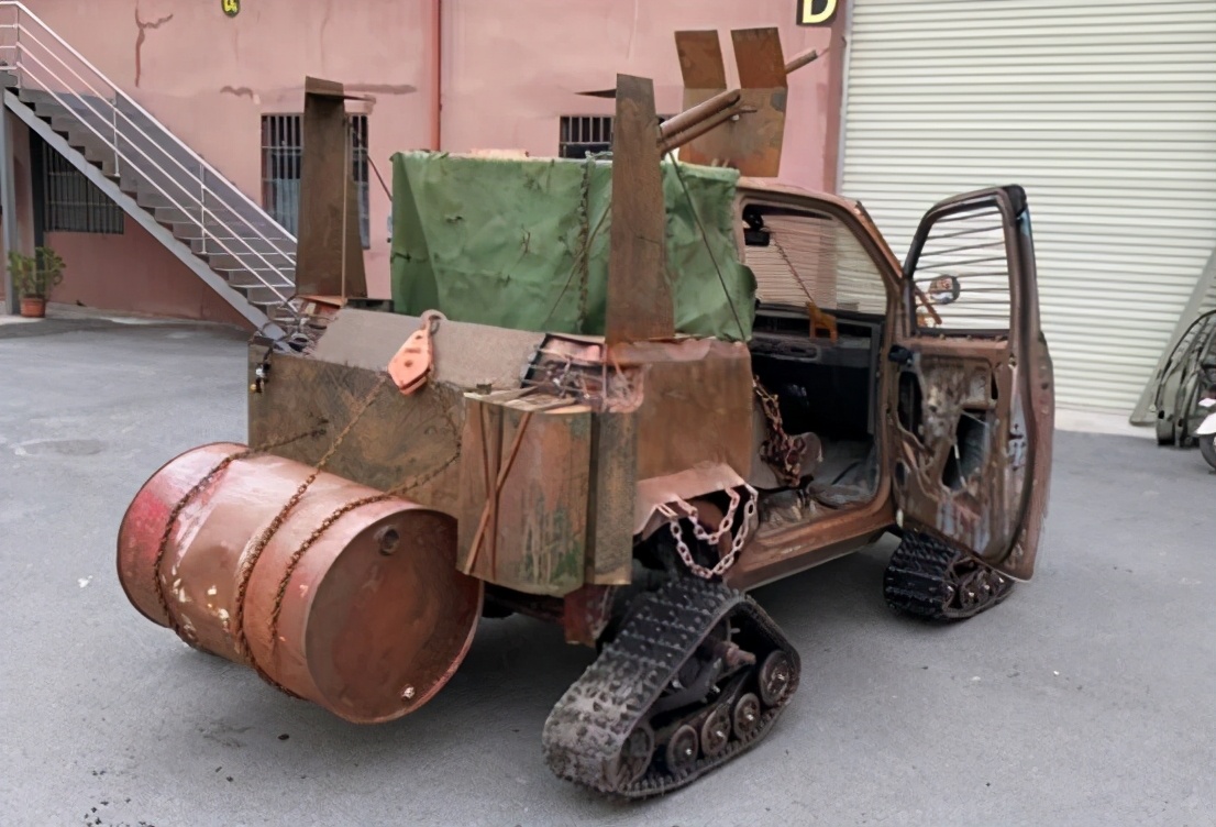 BALANCE参加“寻找五菱潮装人”打造废土风格“末日板牙”