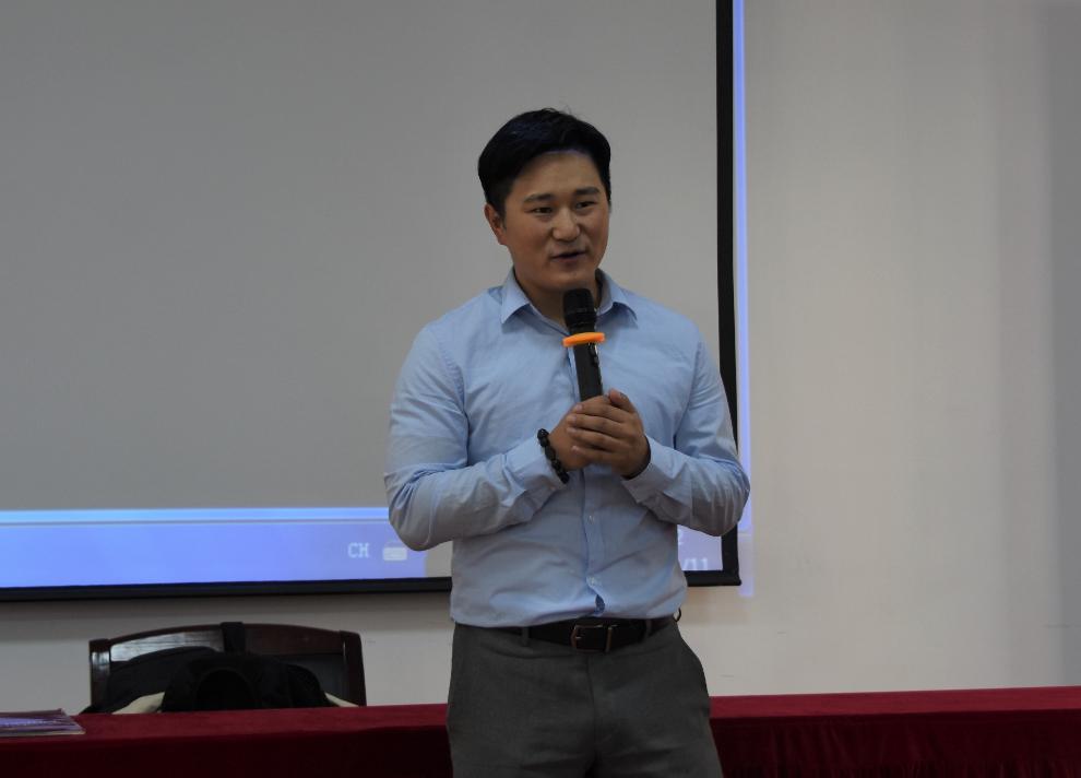 硕博连读和直博哪个厉害,硕博连读和直博有差别