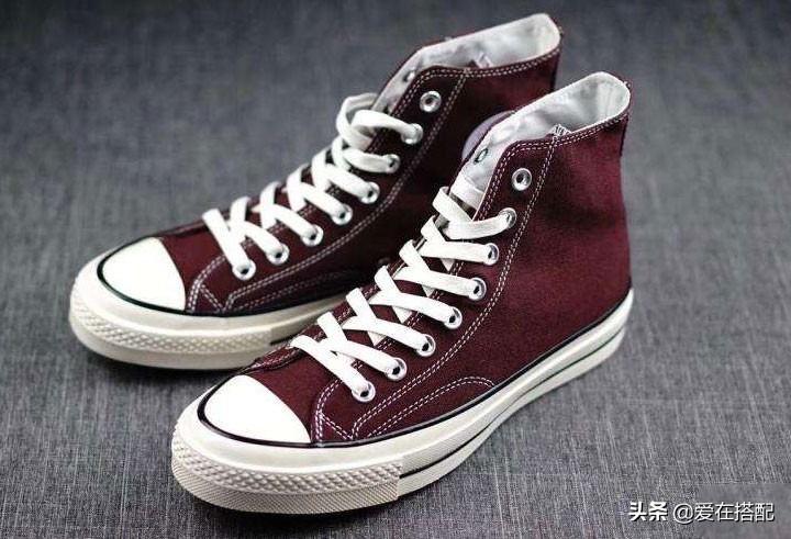 为什么匡威鞋带会变黑,为什么匡威的鞋带变黑