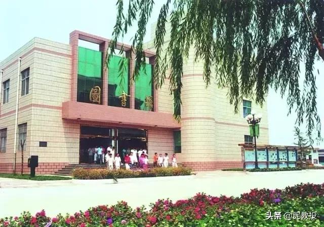 石家庄精英中学校长李金池纪录片,石家庄精英中学校长李金池被采访