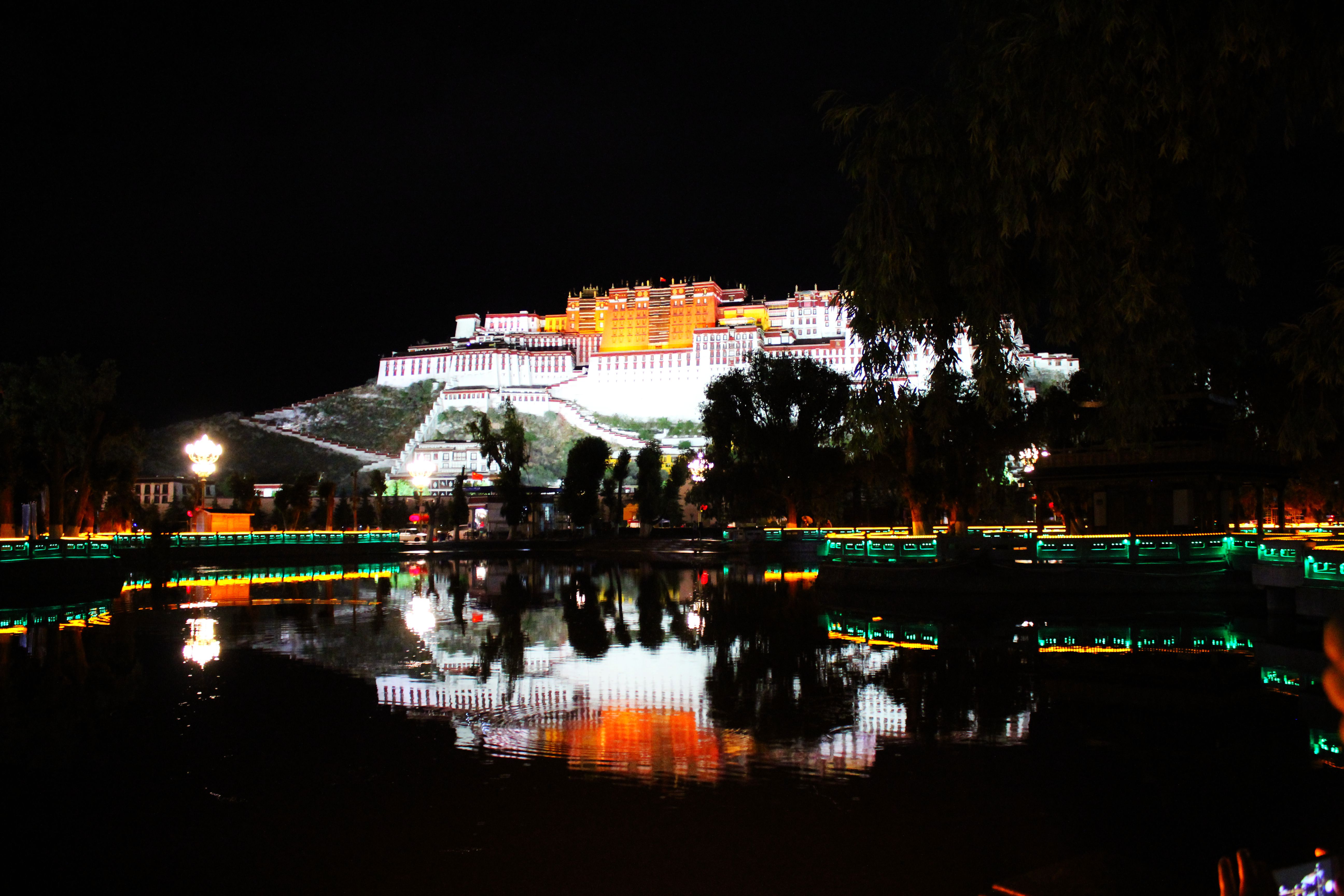 布达拉宫里面到底有什么神秘的,布达拉宫为什么是神秘的地方