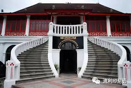 印尼领略异域风情,印尼水城