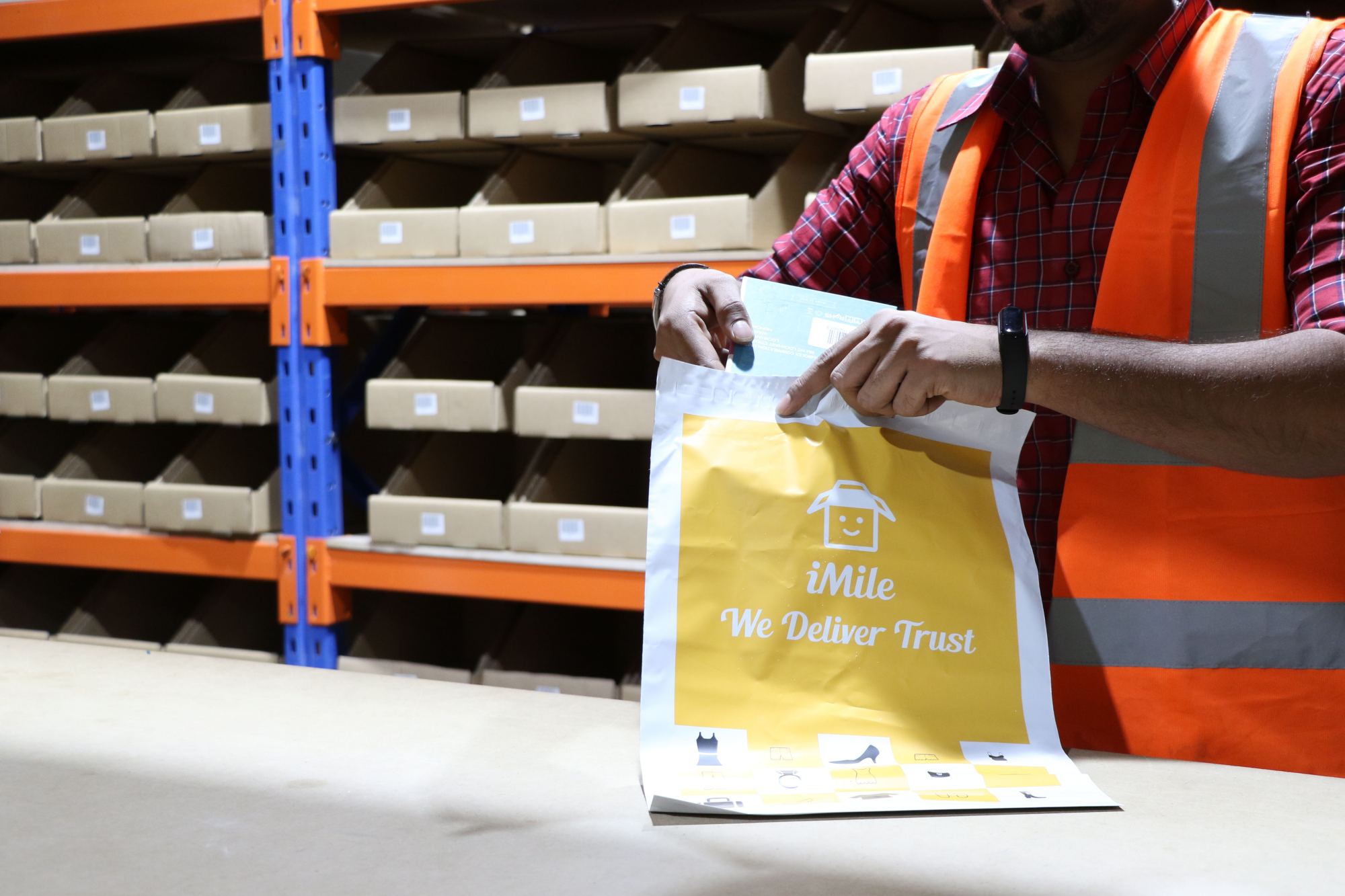 跨境电商物流服务公司海外仓,imile跨境物流电话