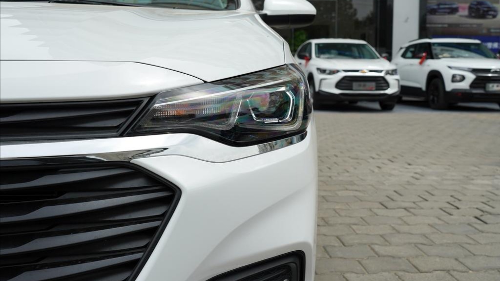 雪佛兰科鲁泽2020款4缸高速表现,2021款全新雪佛兰科鲁泽上市了吗