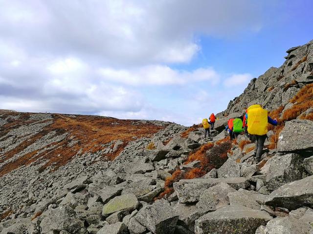 秦岭主峰太白山一日游,陕西秦岭太白山之旅