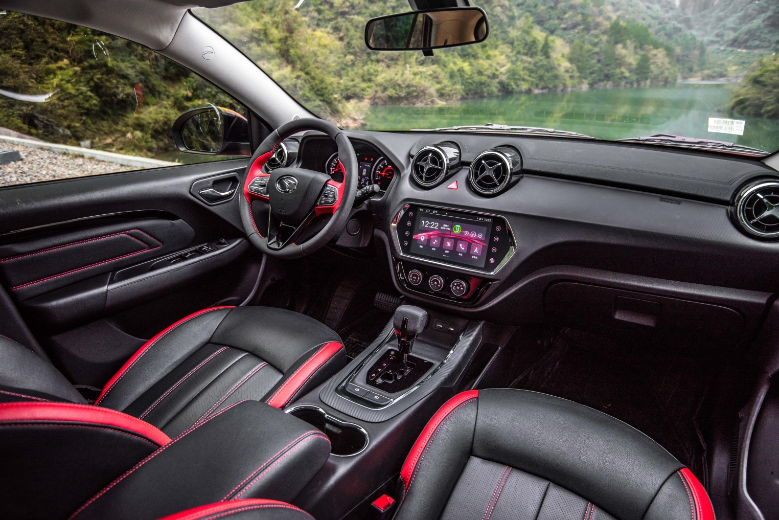 开东南dx3新疆旅游,开东南dx3在路上的视频抖音