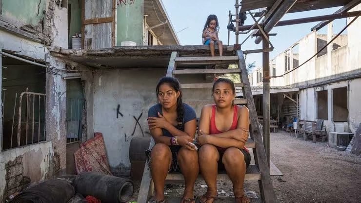 太平洋小岛国，靠卖鸟屎成为“天堂岛”，又把一把好牌打得稀烂