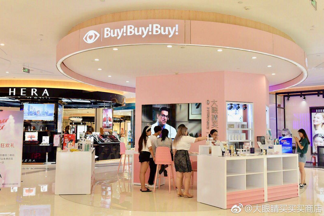 湖滨银泰in77每日客流量,杭州湖滨银泰in77销售额