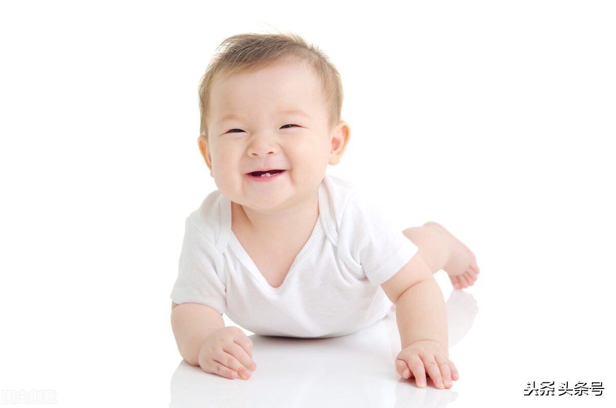 怎么区别宝宝便秘与攒肚,怎样判断宝宝便秘还是攒肚