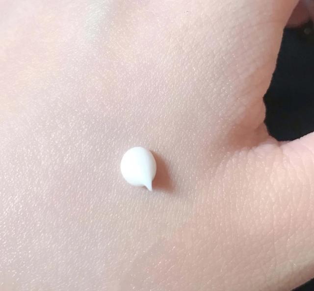 给大家推荐一款好用的眼霜,推荐几款实用的眼霜