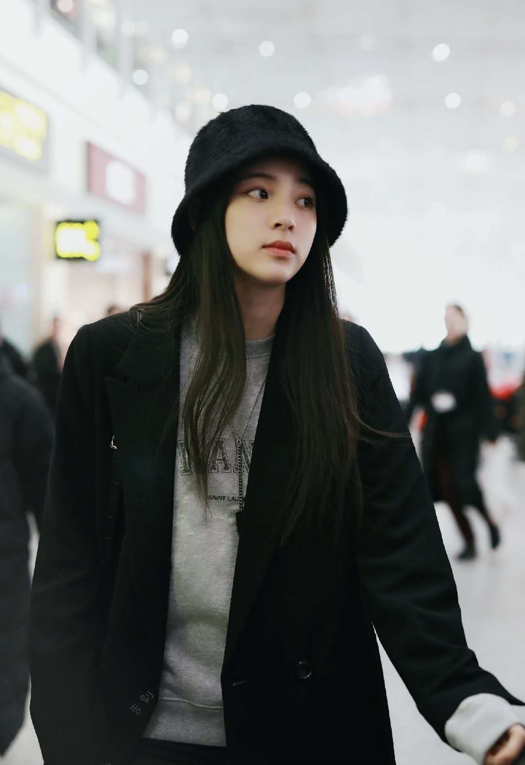 欧阳娜娜会买的平价品牌,欧阳娜娜nana平价穿搭