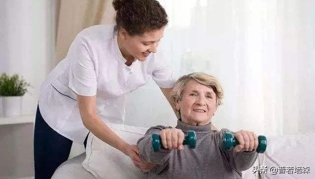脑卒中偏瘫患者肢体功能训练,脑梗偏瘫患者的最佳康复锻炼方法