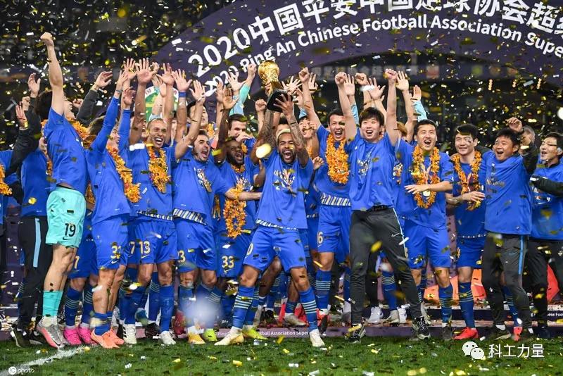 苏宁“变形记”：从零售之王，到“*身卖**”自保？