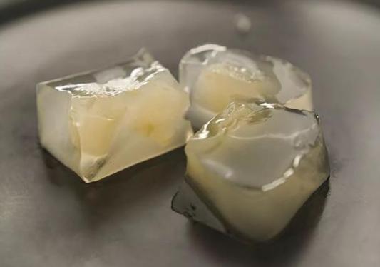 宝宝吃蓝莓卡喉父亲施救后续,小孩吞弹珠抢救视频