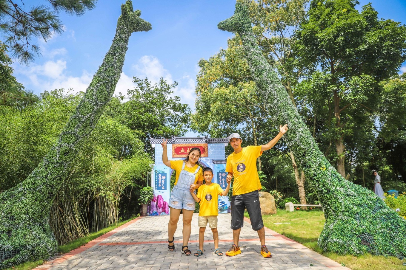 这里被称为广深后花园，每年夏天游人如织，有山有水的避暑胜地