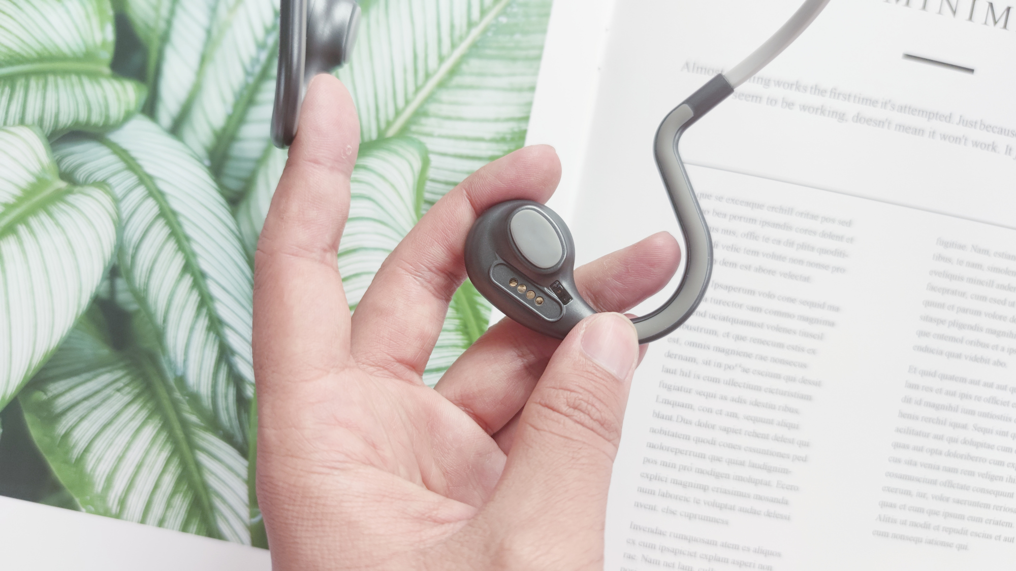 优乐骨传导耳机me200拆解,优乐me-200对比韶音as600