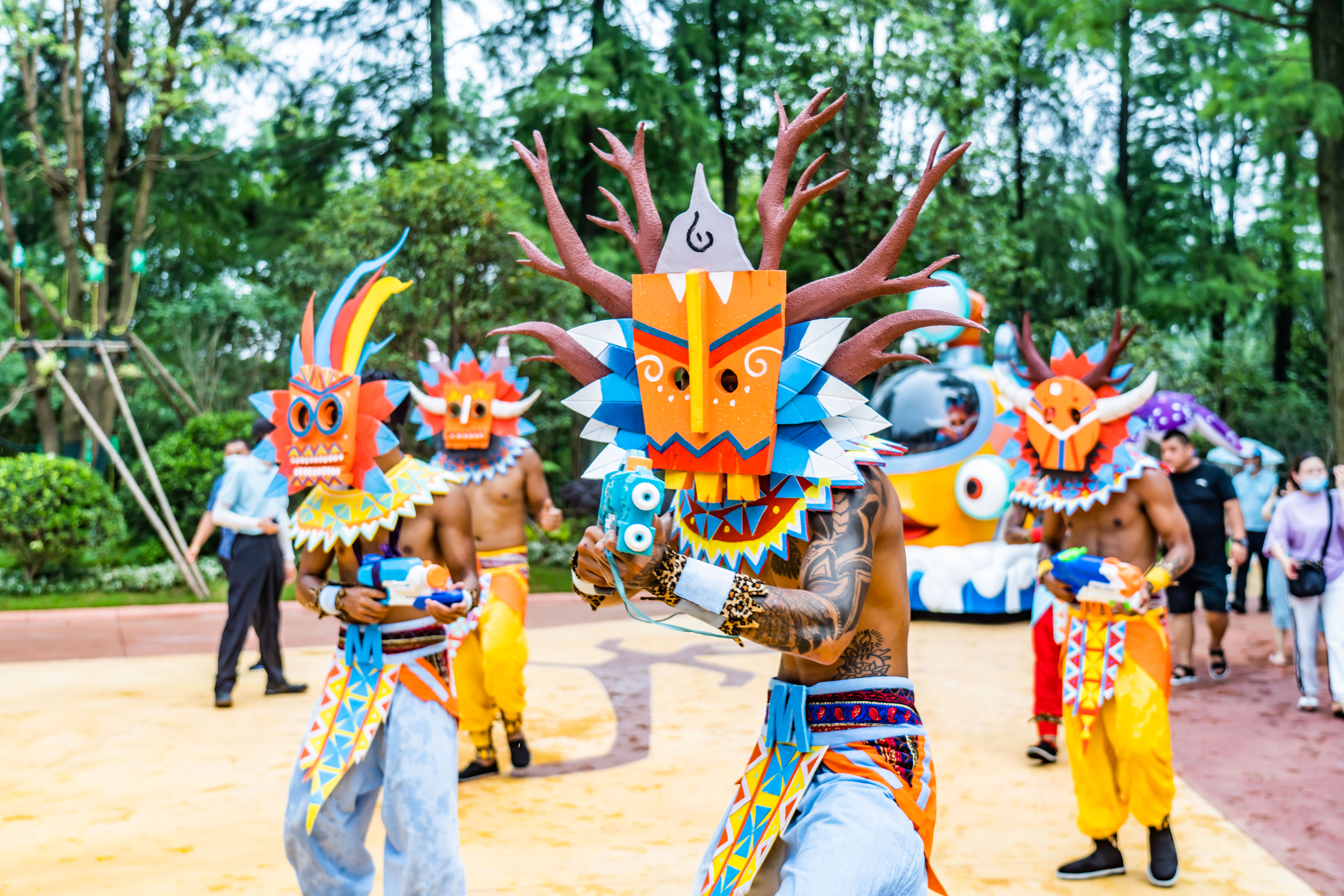 考完和朋友一起去了武汉,武汉欢乐谷全日游