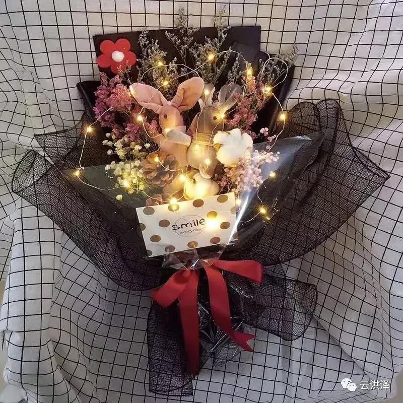 一间小小的花店，透出80后创业者的不凡思维--胡姐花艺