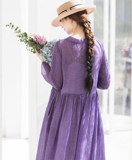 碎花裙这样穿气质又温柔,假如我是70后一定要打扮年轻点