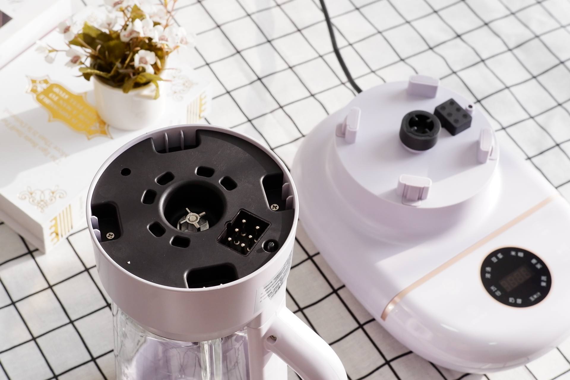 小破壁机是大宇好还是七彩叮当好,七彩叮当破壁机多少钱一台