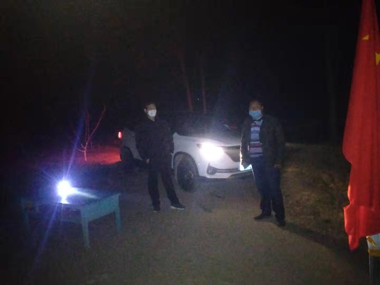 华州区高塘镇:寒冷的夜晚那一丛丛篝火