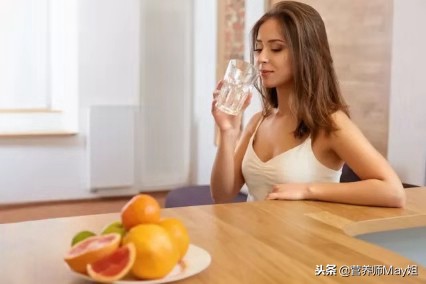 煮开的水再煮一次可以喝吗,煮滚的水就等于除氯了吗