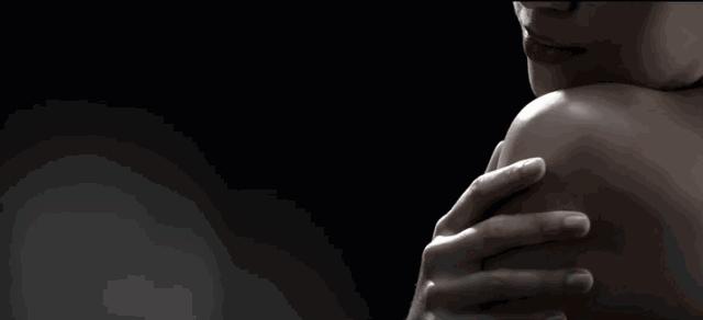 代购的大牌香水,去死皮沐浴露香味持久