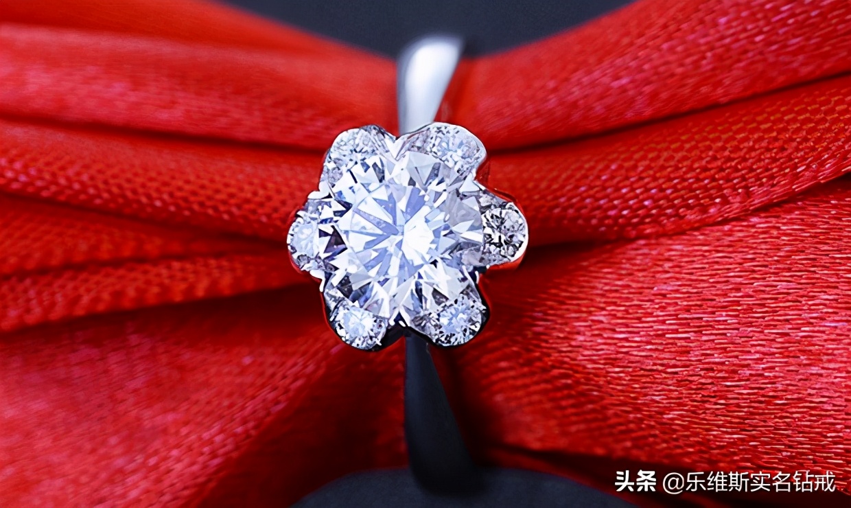 2克拉钻戒回收价格,2克拉vvs钻戒大概多少钱