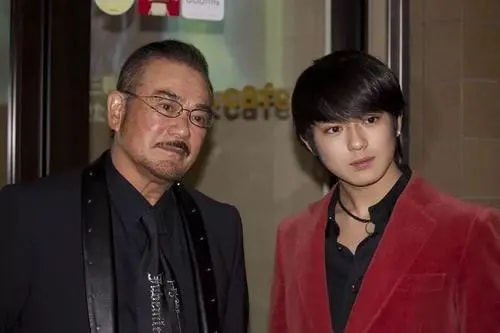 还记得当年的圣斗士星矢吗,学了三年动画还原圣斗士星矢