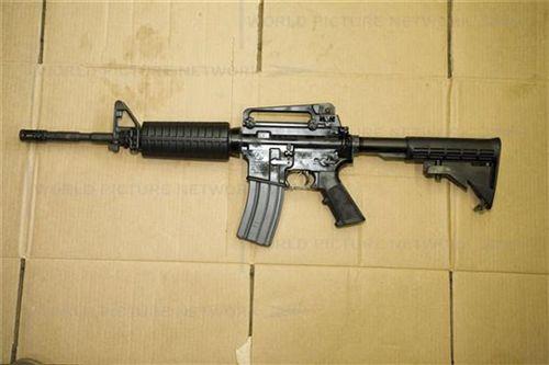 施瓦辛格终结者装备,施瓦辛格终结者机枪