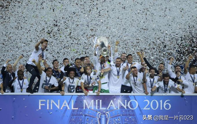 皇马的三连冠用的什么战术,皇马5年4冠的阵容