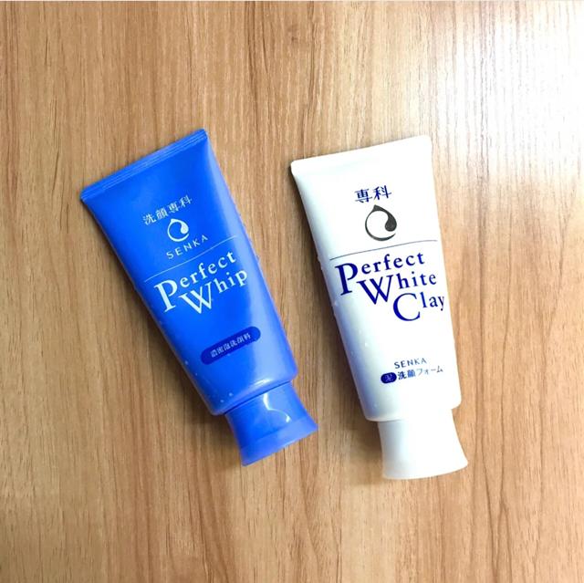 清水和洗面奶洗脸哪个好,用清水洗脸和用洗面奶洗脸的区别