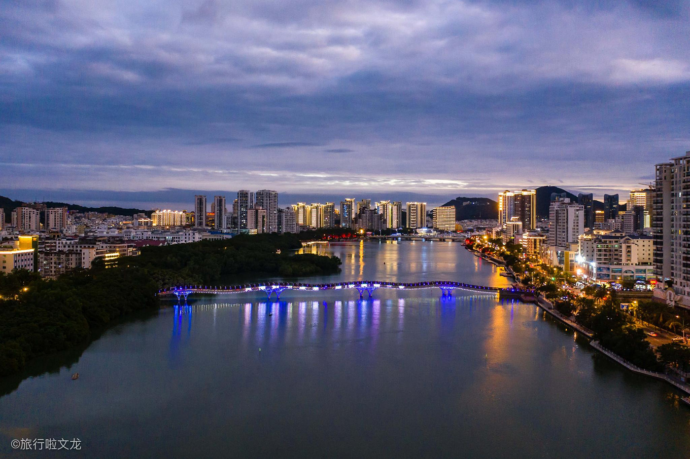 三亚的清晨和晚上,三亚的黄昏美不胜收