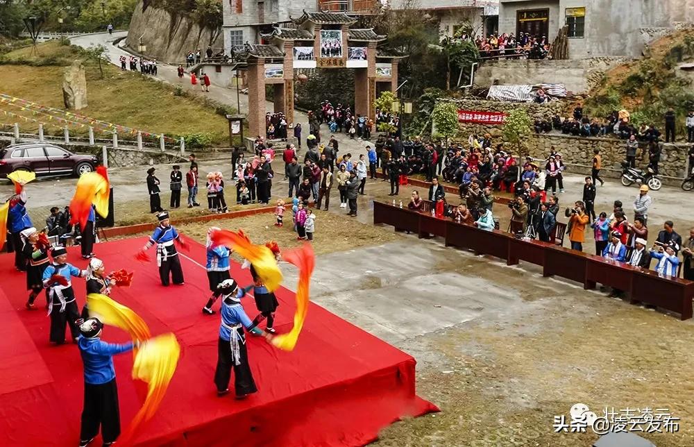 鐧捐壊鍑屼簯閫绘ゼ鏉戝,骞胯タ鍑屼簯澹棌鏉戝