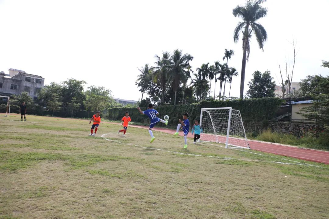 白沙足球比赛,小学校园足球联赛圆满落幕报道