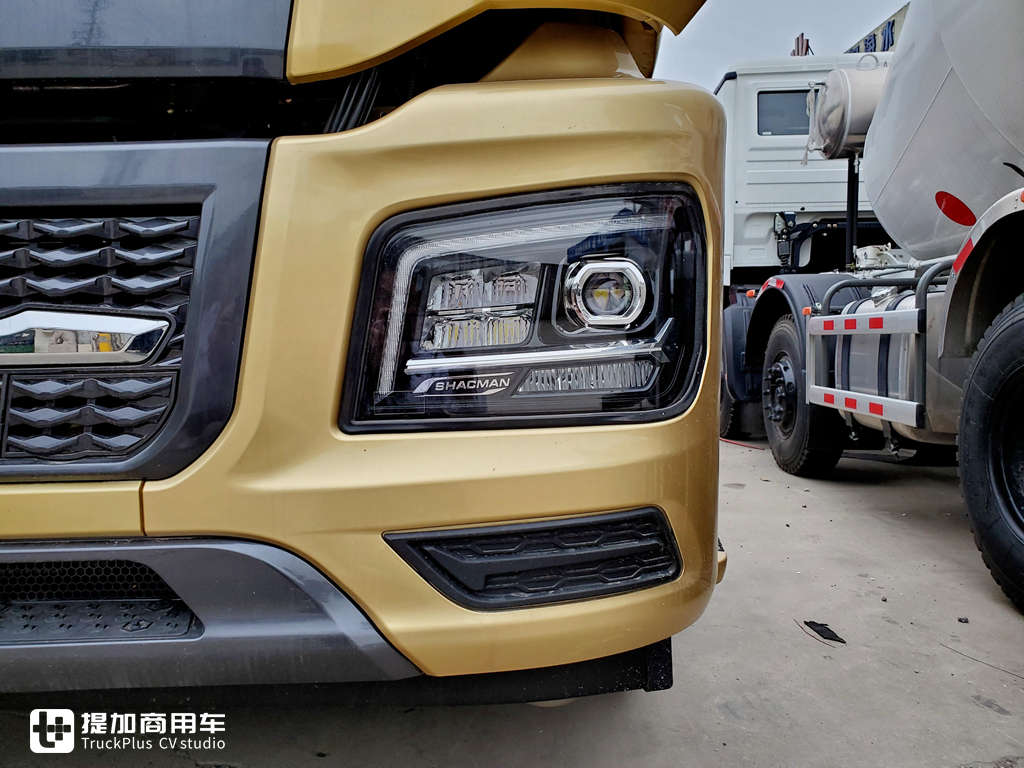 德龙新m3000矮顶牵引车感受,前脸加长改装