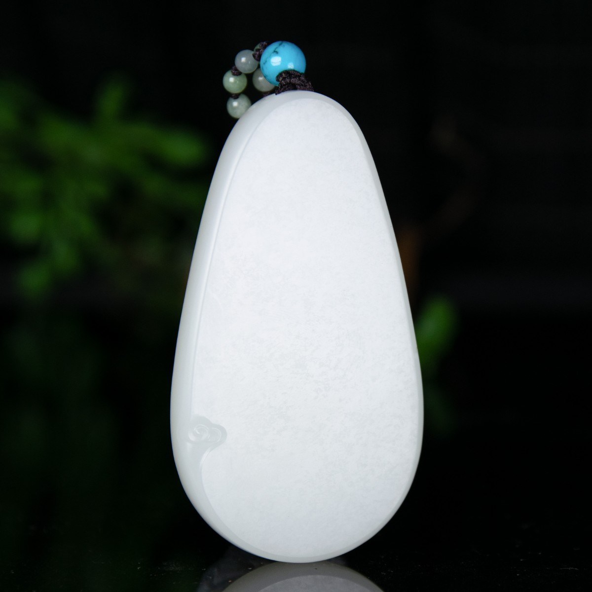 想买玉戴怎么样才不会买到假玉,买不起真玉可以戴便宜的吗