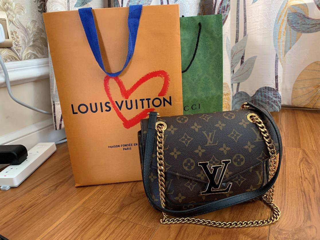 lvpassy链条包开箱,lvpassy值得买吗