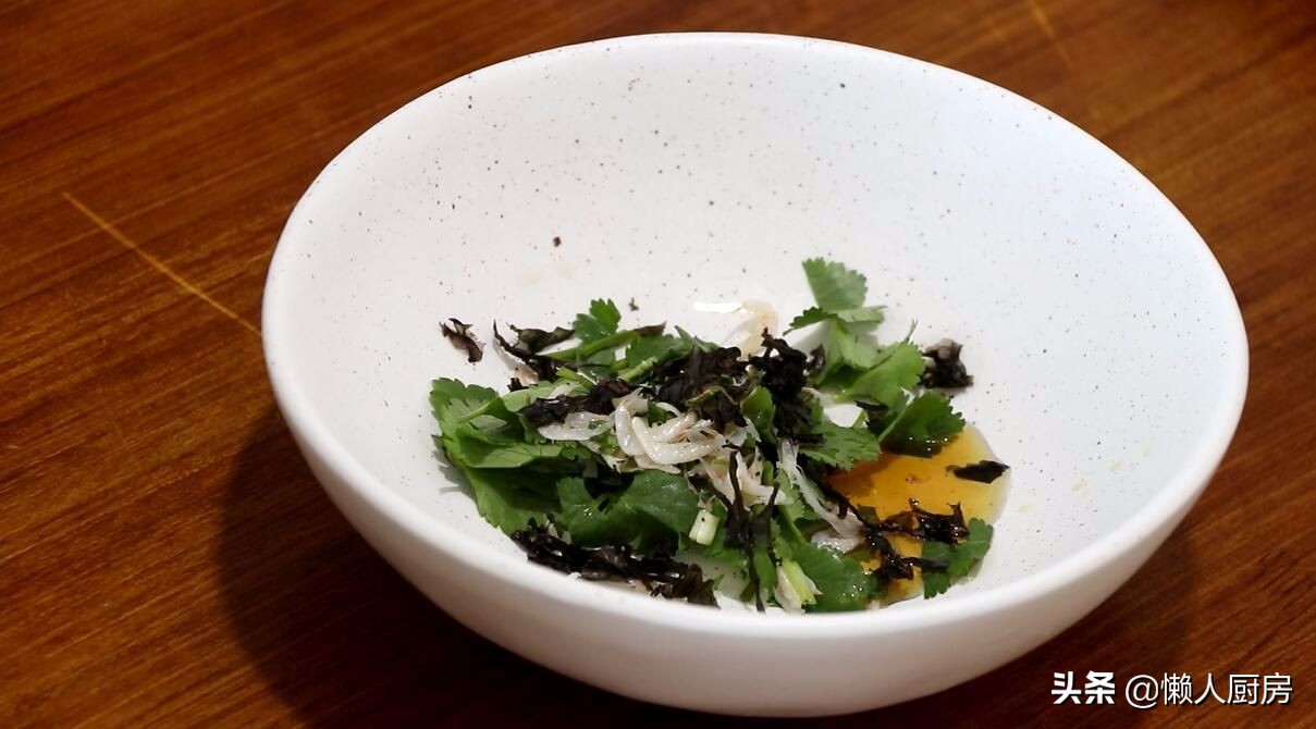 小馄饨的肉馅的正确做法,小馄饨肉馅怎么调比较好吃